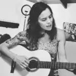 Momento no ensaio de mantras captado pela @analu_caldas Em breve vamos ter mais…