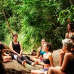 Meditação guiada na cachoeira… Esse com certeza foi um dos momentos que ficara…