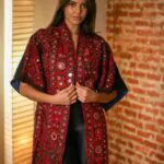 Esse Kimono foi um dos Upcyclings mais especiais que fizemos.Ele foi feito a pa…